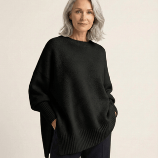 Livia I : un pull élégant à ourlet asymétrique
