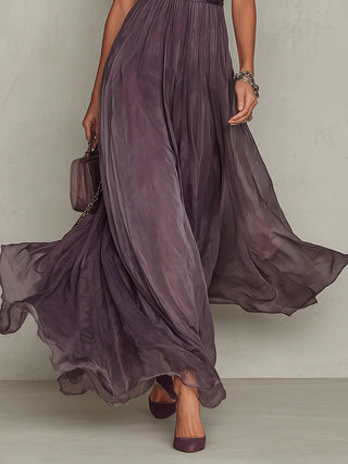 Valentine™ | Robe longue à encolure en trou de serrure, bordée de dentelle en mousseline